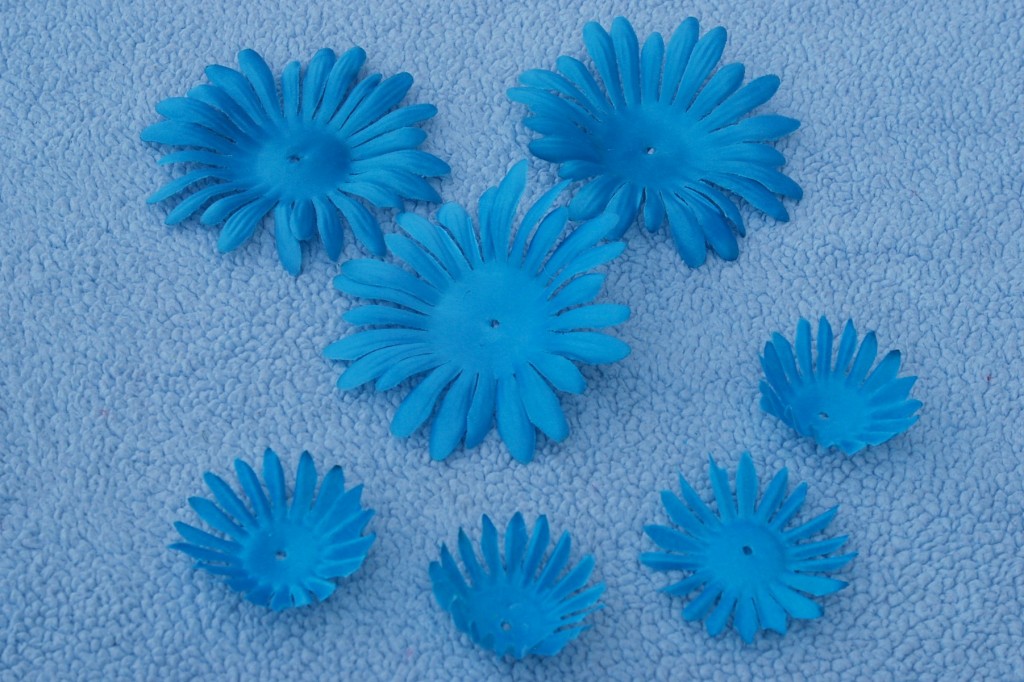 Guest Post: DIY Hair Accessories from Endlessly Inspired pic5 1024x682 Guest Post: DIY Hair Accessories from Endlessly Inspired