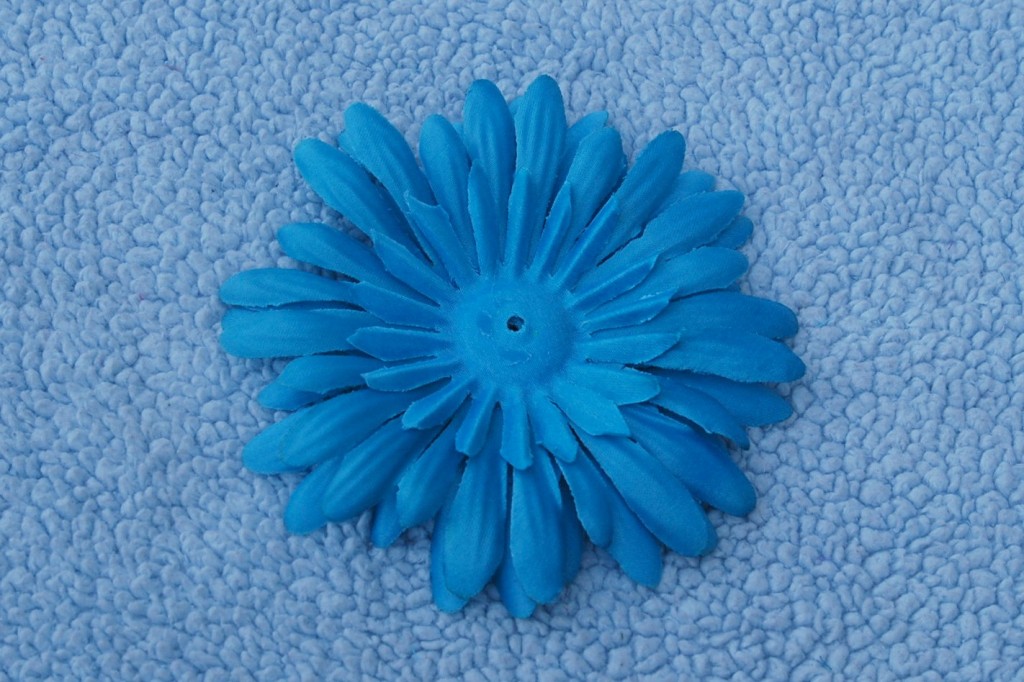 Guest Post: DIY Hair Accessories from Endlessly Inspired pic7 1024x682 Guest Post: DIY Hair Accessories from Endlessly Inspired