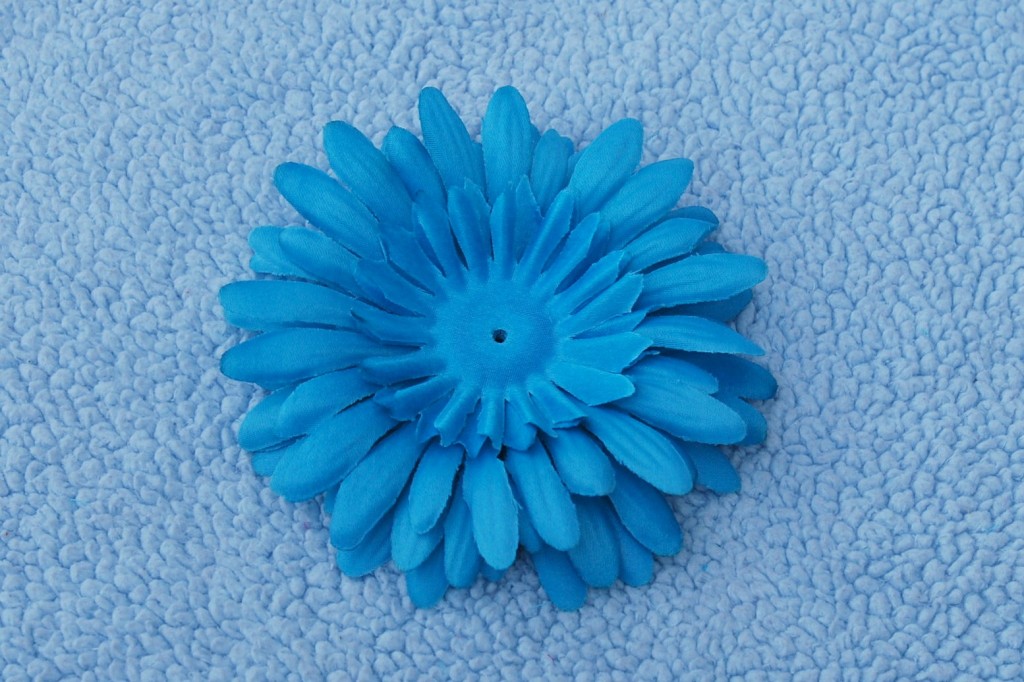 Guest Post: DIY Hair Accessories from Endlessly Inspired pic8 1024x682 Guest Post: DIY Hair Accessories from Endlessly Inspired