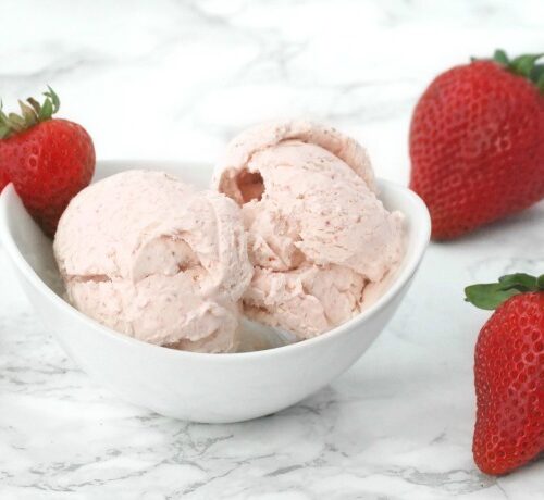No-Churn Strawberry Ice Cream